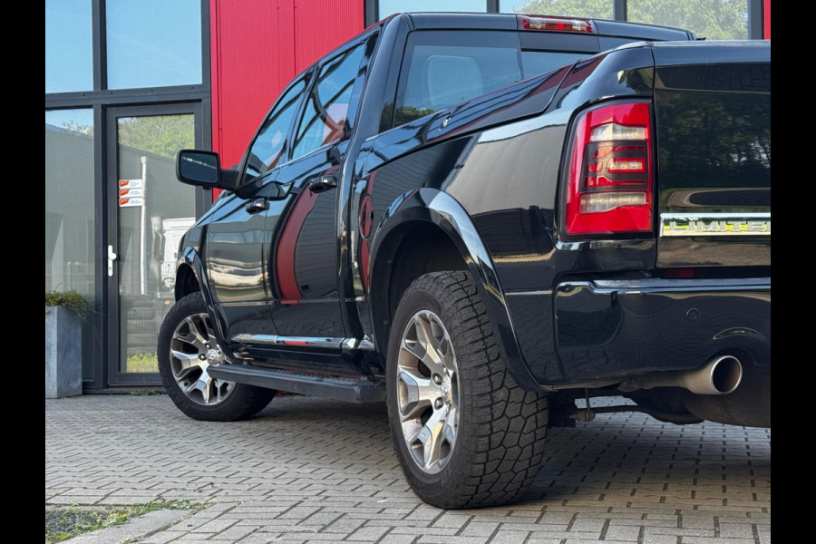 Dodge Ram 1500 5.7 V8 CREW CAB GAS LIMITED DONKERE HEMEL SCHUIFDAK LUCHTVERING RAMBOX TREKHAAK 3500KG STOELVERWARMING