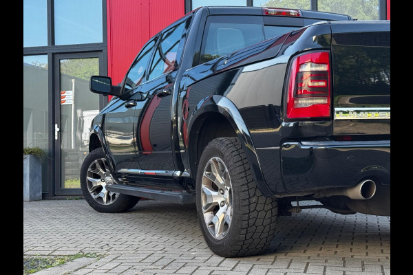 Dodge Ram 1500 5.7 V8 CREW CAB GAS LIMITED DONKERE HEMEL SCHUIFDAK LUCHTVERING RAMBOX TREKHAAK 3500KG STOELVERWARMING