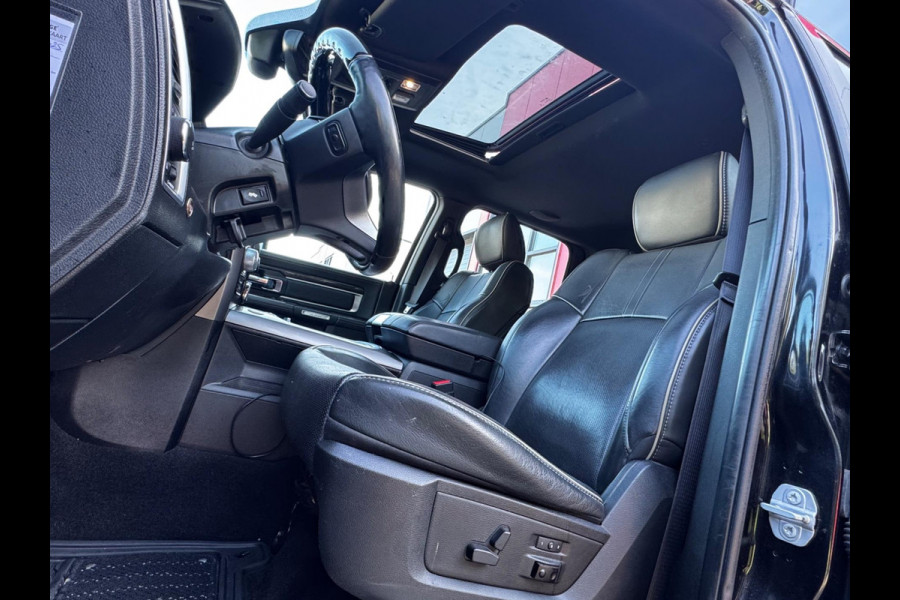 Dodge Ram 1500 5.7 V8 CREW CAB GAS LIMITED DONKERE HEMEL SCHUIFDAK LUCHTVERING RAMBOX TREKHAAK 3500KG STOELVERWARMING