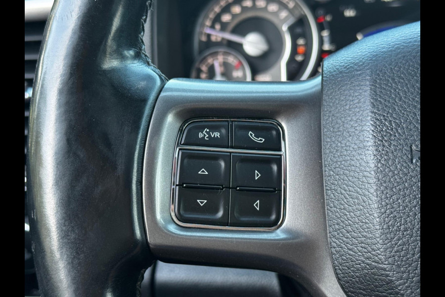 Dodge Ram 1500 5.7 V8 CREW CAB GAS LIMITED DONKERE HEMEL SCHUIFDAK LUCHTVERING RAMBOX TREKHAAK 3500KG STOELVERWARMING