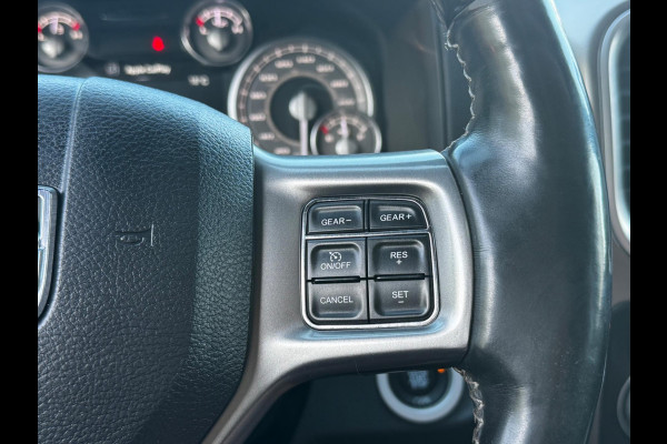 Dodge Ram 1500 5.7 V8 CREW CAB GAS LIMITED DONKERE HEMEL SCHUIFDAK LUCHTVERING RAMBOX TREKHAAK 3500KG STOELVERWARMING
