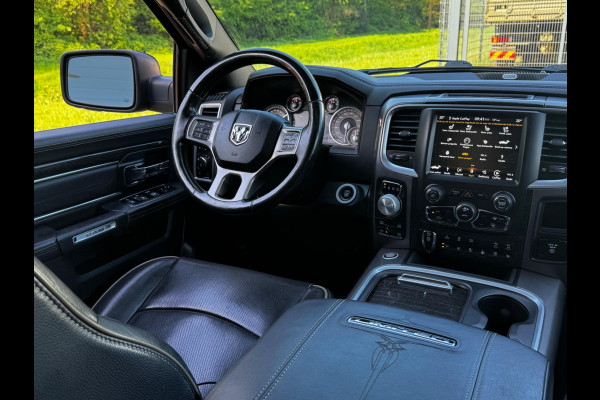 Dodge Ram 1500 5.7 V8 CREW CAB GAS LIMITED DONKERE HEMEL SCHUIFDAK LUCHTVERING RAMBOX TREKHAAK 3500KG STOELVERWARMING