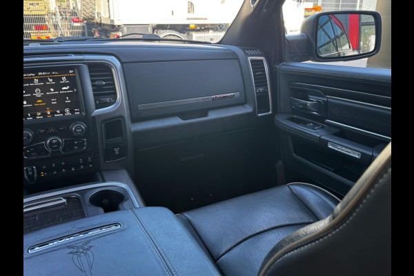 Dodge Ram 1500 5.7 V8 CREW CAB GAS LIMITED DONKERE HEMEL SCHUIFDAK LUCHTVERING RAMBOX TREKHAAK 3500KG STOELVERWARMING