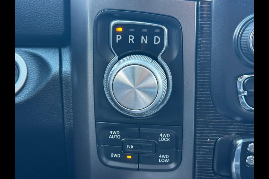 Dodge Ram 1500 5.7 V8 CREW CAB GAS LIMITED DONKERE HEMEL SCHUIFDAK LUCHTVERING RAMBOX TREKHAAK 3500KG STOELVERWARMING