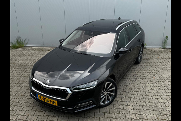 Škoda Octavia Combi E-TSI 110PK BUSINESS PLUS PANORAMADAK CARPLAY VIRTUAL NAP NEDERLANDSE AUTO