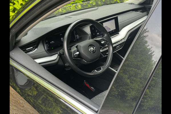 Škoda Octavia Combi E-TSI 110PK BUSINESS PLUS PANORAMADAK CARPLAY VIRTUAL NAP NEDERLANDSE AUTO