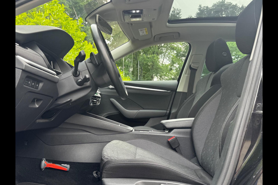 Škoda Octavia Combi E-TSI 110PK BUSINESS PLUS PANORAMADAK CARPLAY VIRTUAL NAP NEDERLANDSE AUTO
