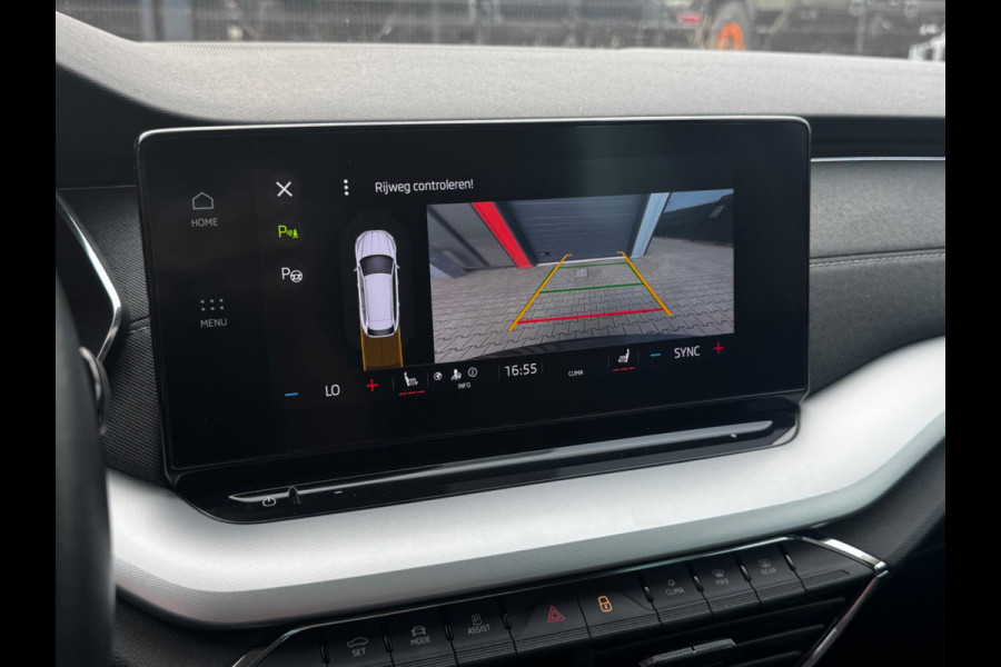 Škoda Octavia Combi E-TSI 110PK BUSINESS PLUS PANORAMADAK CARPLAY VIRTUAL NAP NEDERLANDSE AUTO