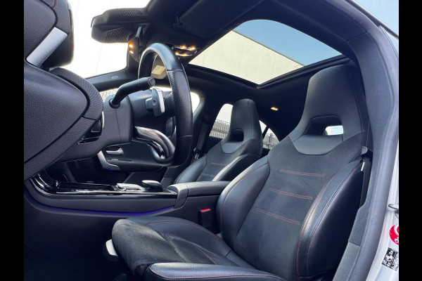 Mercedes-Benz CLA-Klasse CLA 250 4MATIC PREMIUM PLUS AMG HUD PANORAMADAK BTW ORIGINEEL NEDERLANDS NAP DEALER ONDERHOUDEN