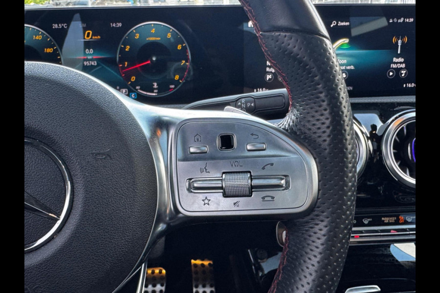Mercedes-Benz CLA-Klasse CLA 250 4MATIC PREMIUM PLUS AMG HUD PANORAMADAK BTW ORIGINEEL NEDERLANDS NAP DEALER ONDERHOUDEN