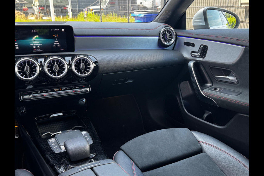 Mercedes-Benz CLA-Klasse CLA 250 4MATIC PREMIUM PLUS AMG HUD PANORAMADAK BTW ORIGINEEL NEDERLANDS NAP DEALER ONDERHOUDEN
