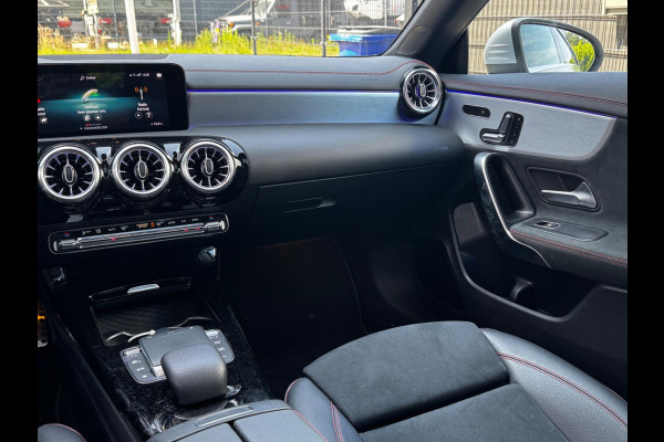 Mercedes-Benz CLA-Klasse CLA 250 4MATIC PREMIUM PLUS AMG HUD PANORAMADAK BTW ORIGINEEL NEDERLANDS NAP DEALER ONDERHOUDEN