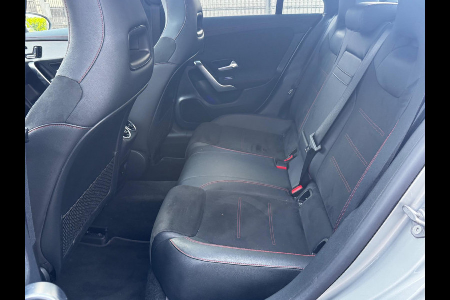 Mercedes-Benz CLA-Klasse CLA 250 4MATIC PREMIUM PLUS AMG HUD PANORAMADAK BTW ORIGINEEL NEDERLANDS NAP DEALER ONDERHOUDEN