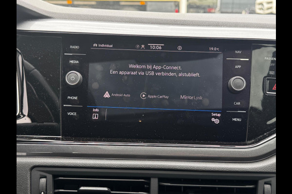 Volkswagen Polo 1.0 TSI HIGHLINE PANORAMA VIRTUAL LED NAP EERSTE EIGENAAR NAP ORIGINEEL NEDERLANDSE AUTO R-LINE
