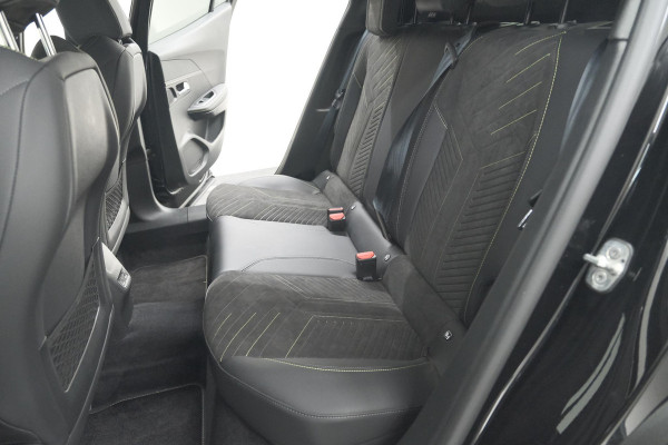 Peugeot 2008 PureTech 130 EAT8 GT | 360 Camera | Adaptieve Cruise Control | Stoelmassage | Apple Carplay