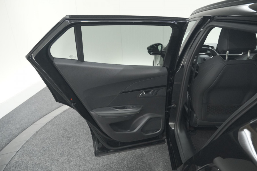 Peugeot 2008 PureTech 130 EAT8 GT | 360 Camera | Adaptieve Cruise Control | Stoelmassage | Apple Carplay