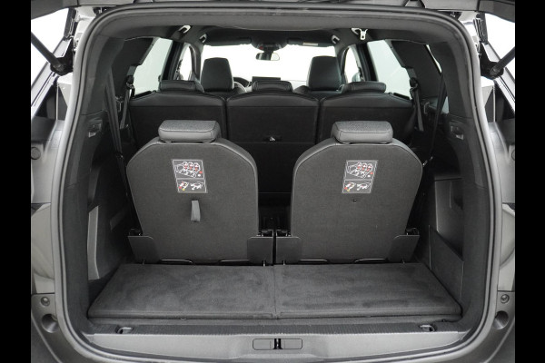 Peugeot 5008 Hybrid 136pk Allure Pack Business NAVI | 7 PERSOONS | RIJKLAAR INCL. 12 MND. BOVAGGARANTIE