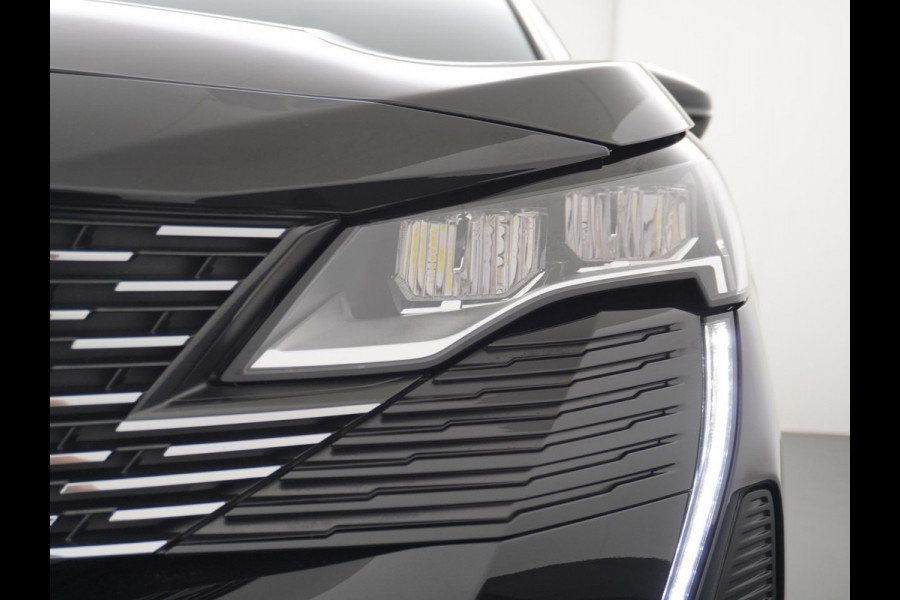 Peugeot 5008 Hybrid 136pk Allure Pack Business NAVI | 7 PERSOONS | RIJKLAAR INCL. 12 MND. BOVAGGARANTIE
