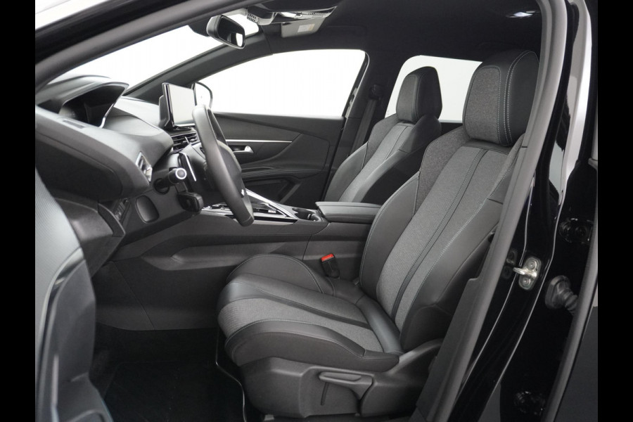 Peugeot 5008 Hybrid 136pk Allure Pack Business NAVI | 7 PERSOONS | RIJKLAAR INCL. 12 MND. BOVAGGARANTIE