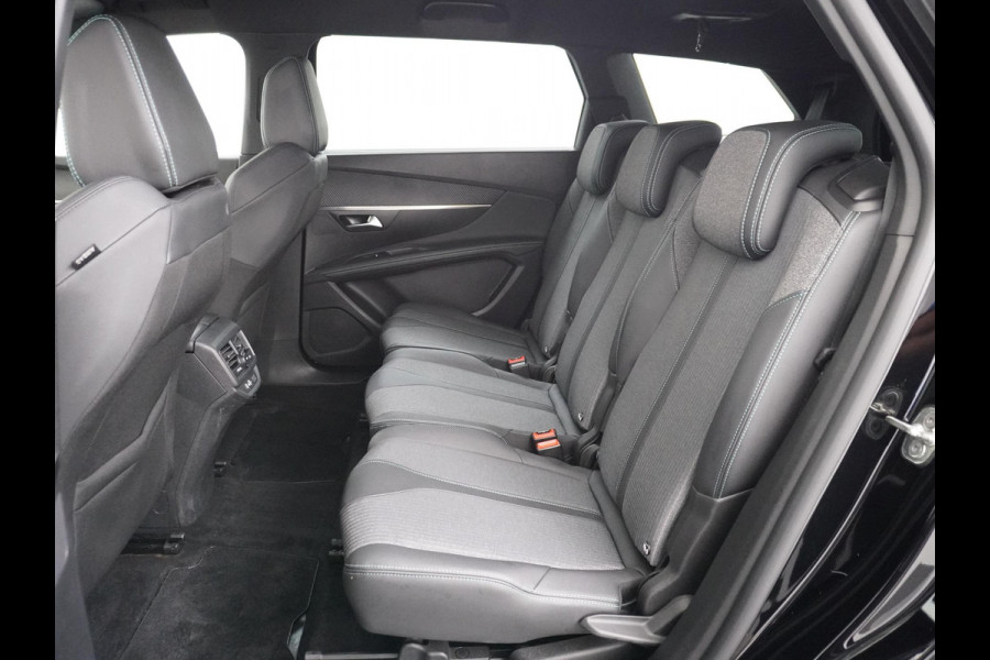 Peugeot 5008 Hybrid 136pk Allure Pack Business NAVI | 7 PERSOONS | RIJKLAAR INCL. 12 MND. BOVAGGARANTIE