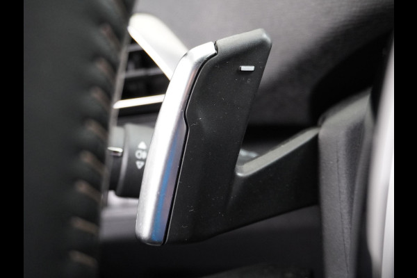 Peugeot 5008 Hybrid 136pk Allure Pack Business NAVI | 7 PERSOONS | RIJKLAAR INCL. 12 MND. BOVAGGARANTIE