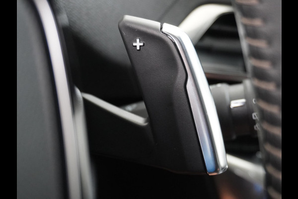 Peugeot 5008 Hybrid 136pk Allure Pack Business NAVI | 7 PERSOONS | RIJKLAAR INCL. 12 MND. BOVAGGARANTIE