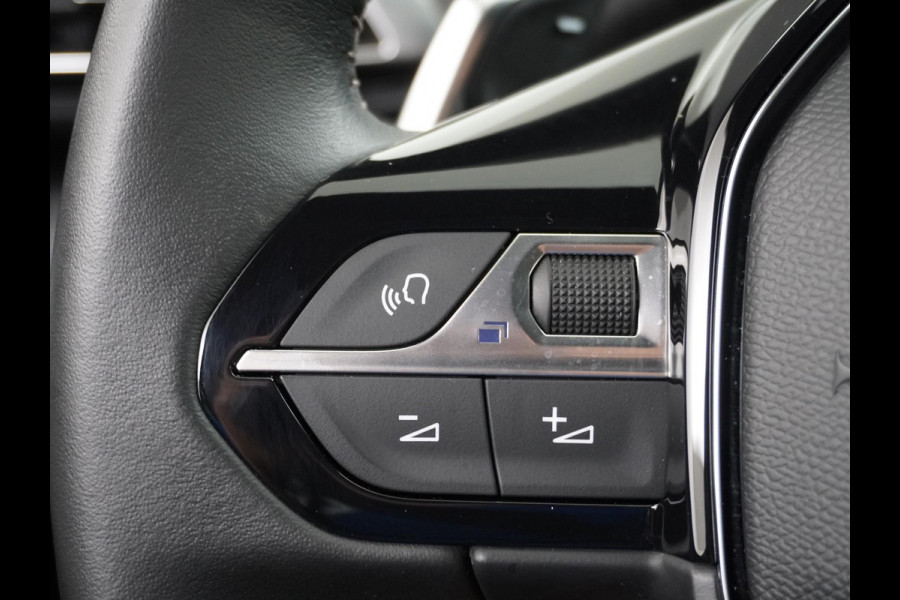 Peugeot 5008 Hybrid 136pk Allure Pack Business NAVI | 7 PERSOONS | RIJKLAAR INCL. 12 MND. BOVAGGARANTIE