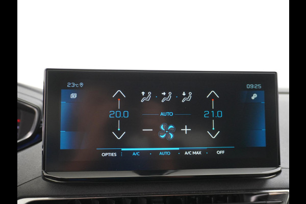 Peugeot 5008 Hybrid 136pk Allure Pack Business NAVI | 7 PERSOONS | RIJKLAAR INCL. 12 MND. BOVAGGARANTIE