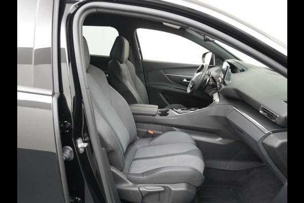 Peugeot 5008 Hybrid 136pk Allure Pack Business NAVI | 7 PERSOONS | RIJKLAAR INCL. 12 MND. BOVAGGARANTIE