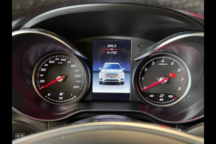 Mercedes-Benz GLC 250 4MATIC Premium Plus AUT. PANORAMADAK CRUISE CAMERA TREKHAAK PDC NAVIGATIE STOELVERWARMING AIRCO