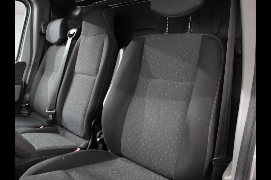 Opel Movano 2.3 CDTI L2H2 Navigatie Cruise control  Climate control Trekhaak Sidebars Euro6
