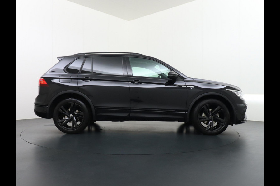 Volkswagen Tiguan 1.5 TSI R-Line Business CAMERA | STOEL + STUURVERWARMING | VIRTUAL DASH