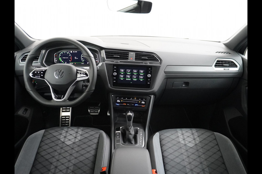 Volkswagen Tiguan 1.5 TSI R-Line Business CAMERA | STOEL + STUURVERWARMING | VIRTUAL DASH