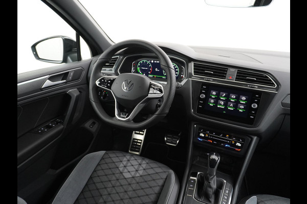Volkswagen Tiguan 1.5 TSI R-Line Business CAMERA | STOEL + STUURVERWARMING | VIRTUAL DASH