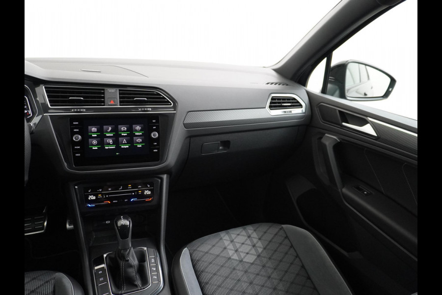 Volkswagen Tiguan 1.5 TSI R-Line Business CAMERA | STOEL + STUURVERWARMING | VIRTUAL DASH
