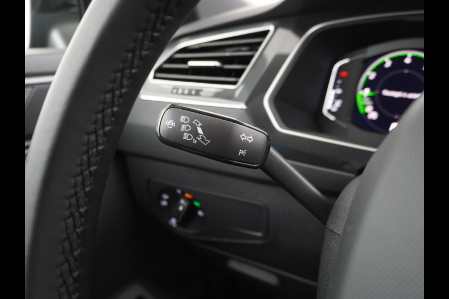 Volkswagen Tiguan 1.5 TSI R-Line Business CAMERA | STOEL + STUURVERWARMING | VIRTUAL DASH