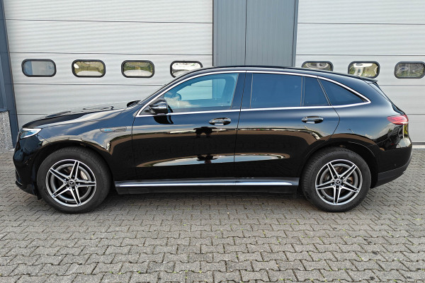Mercedes-Benz EQC 400 4MATIC 360° Camera Burmester Trekhaak Panorama BTW auto Dealer onderhouden.