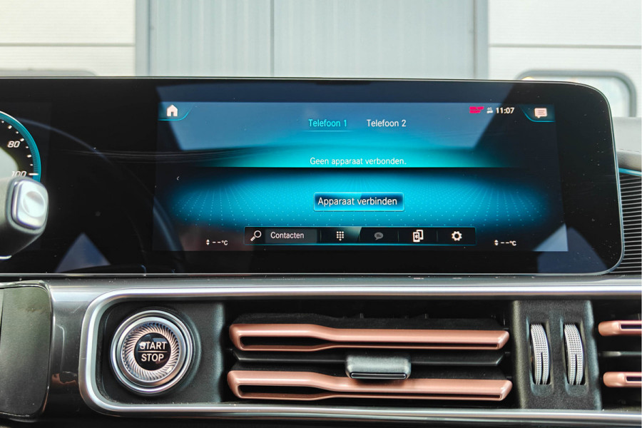Mercedes-Benz EQC 400 4MATIC 360° Camera Burmester Trekhaak Panorama BTW auto Dealer onderhouden.