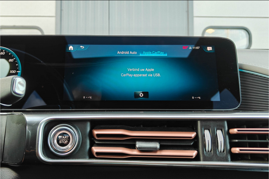 Mercedes-Benz EQC 400 4MATIC 360° Camera Burmester Trekhaak Panorama BTW auto Dealer onderhouden.