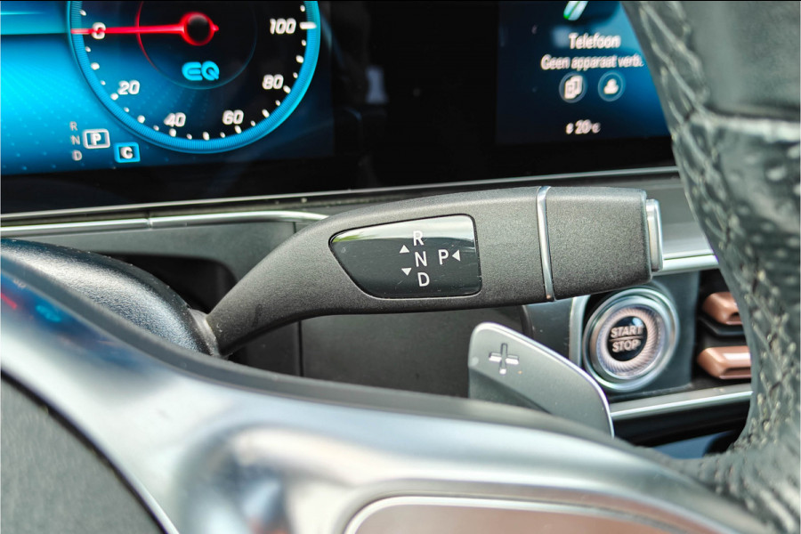 Mercedes-Benz EQC 400 4MATIC 360° Camera Burmester Trekhaak Panorama BTW auto Dealer onderhouden.
