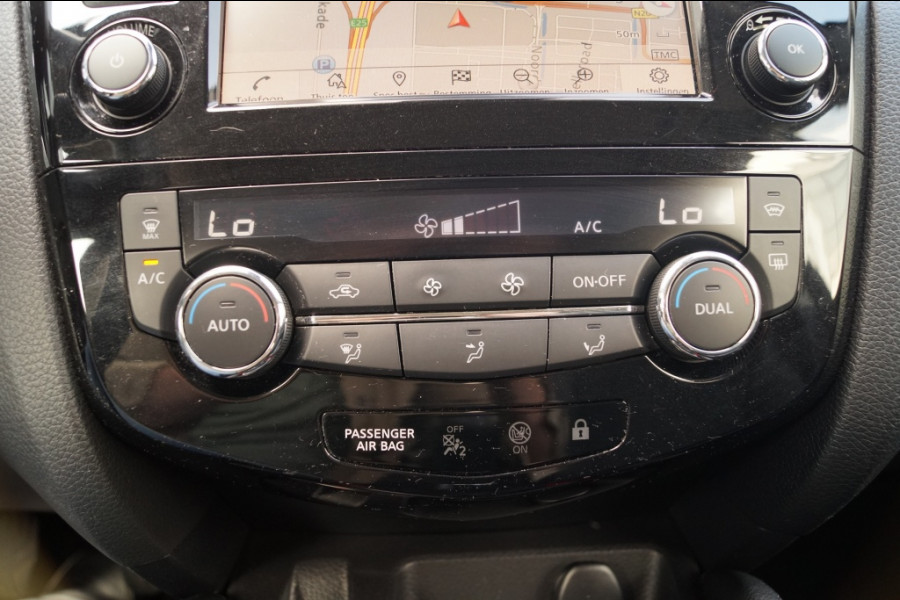 Nissan QASHQAI 1.3 DIG-T 140pk Tekna -PANO-ECC-CAM-TREKHAAK-