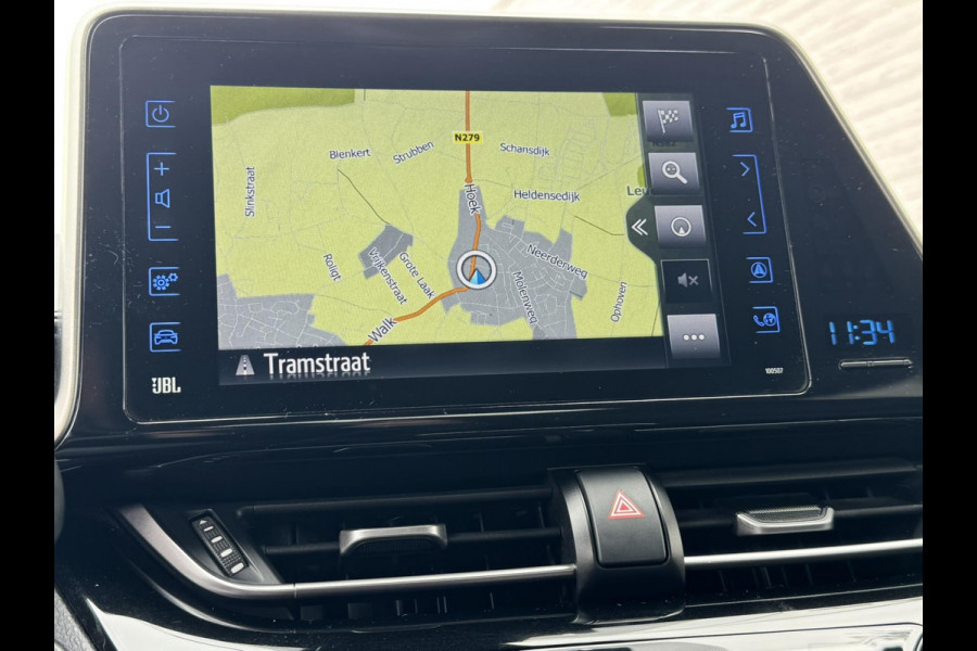 Toyota C-HR 1.8 Hybrid Style Cruise control Climate control Stoelverwarming JBL Parkeersensoren voor/achter Achteruitrijcamera