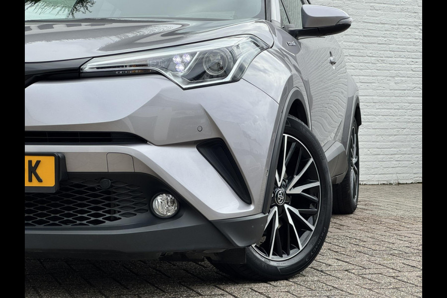 Toyota C-HR 1.8 Hybrid Style Cruise control Climate control Stoelverwarming JBL Parkeersensoren voor/achter Achteruitrijcamera