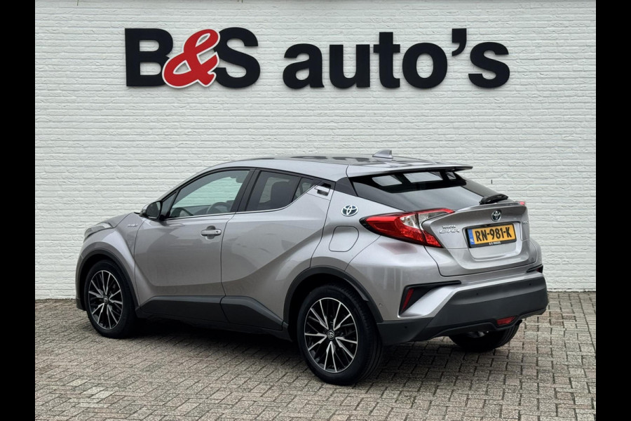 Toyota C-HR 1.8 Hybrid Style Cruise control Climate control Stoelverwarming JBL Parkeersensoren voor/achter Achteruitrijcamera