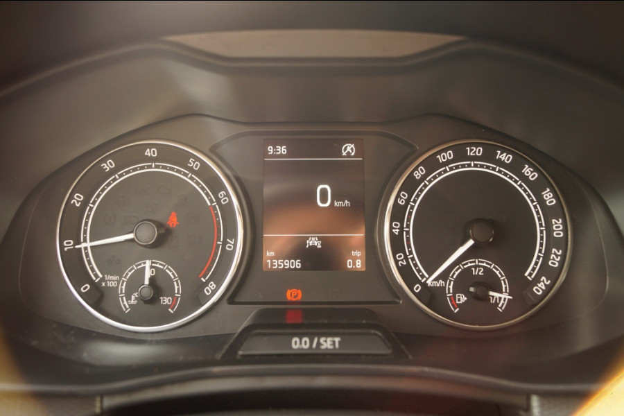 Škoda SCALA 1.0 TSI 110pk Style -NAVI-ECC-LED-PDC-