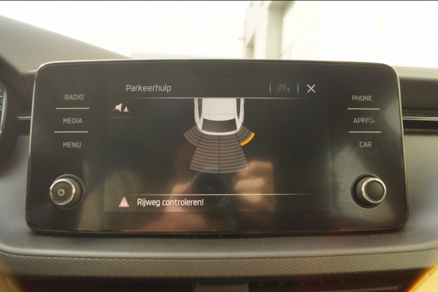 Škoda SCALA 1.0 TSI 110pk Style -NAVI-ECC-LED-PDC-