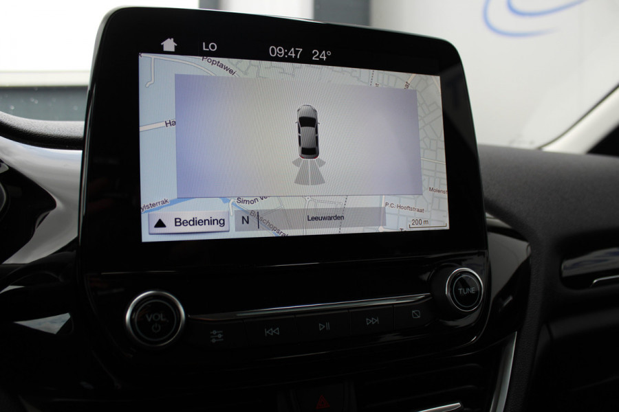 Ford Fiesta 1.0-100pk EcoBoost Titanium. Mooie en zuinige Ford Fiesta in de luxe Titanium uitvoering.