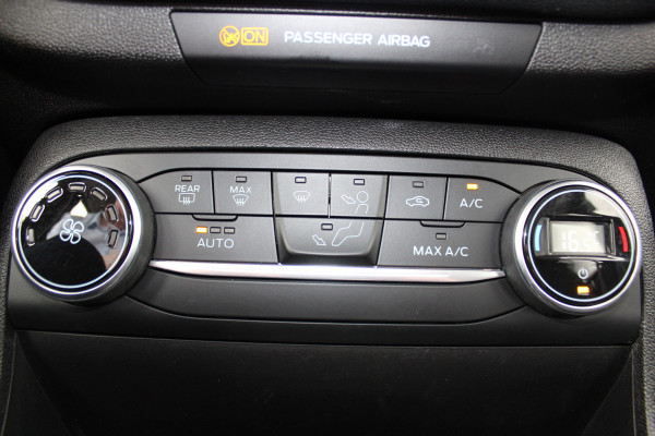 Ford Fiesta 1.0-100pk EcoBoost Titanium. Mooie en zuinige Ford Fiesta in de luxe Titanium uitvoering.