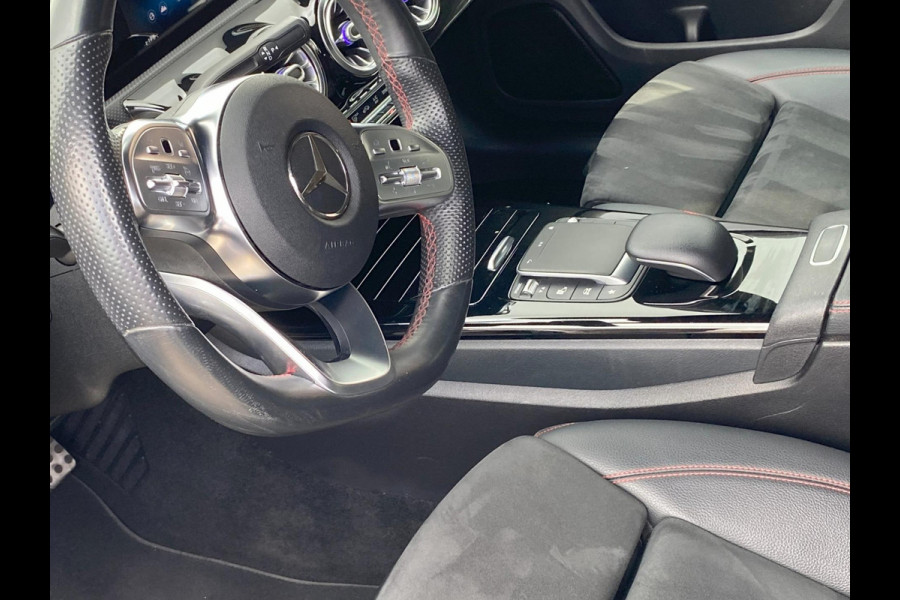 Mercedes-Benz CLA-Klasse Shooting Brake 200 Business Solution AMG/ 19"/ Ambient/ Cam/ Elec. trekhaak