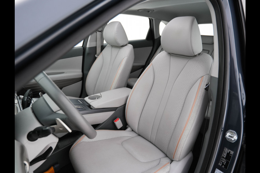 Hyundai NEXO FCEV Plus Pack [ HYDROGENIUM ] (INCL-BTW) Aut. *PANO | LUXURY-LEATHER | NAVI-FULLMAP | ADAPTIVE-CRUISE |  FULL-LED | KEYLESS | DAB |  KRELL-AUDIO | DIGI-WIDESCREEN-COCKPIT | SURROUND-VIEW | SHIFT-PADDLES | COMFORT-SEATS |